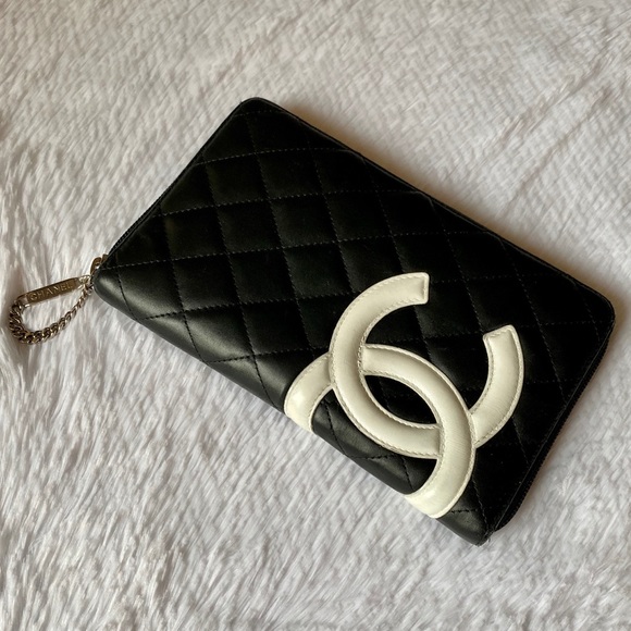 CHANEL Handbags - 🔥SALE🔥 Authentic Chanel Cambon Organizer Wallet